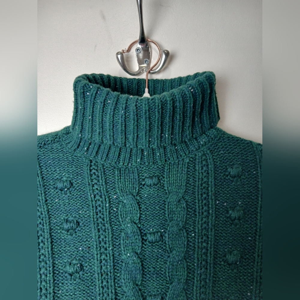 🍂 Lands End Green Cable Knit Turtleneck Sweater Small wool blend - Picture 3 of 8